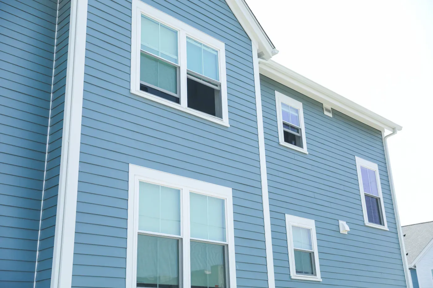 blue siding on new home install elite construction denver co blue siding on new home install elite construction denver co